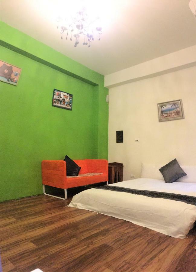 Bear Giant Castle Apartment Хуалиен Сити Екстериор снимка